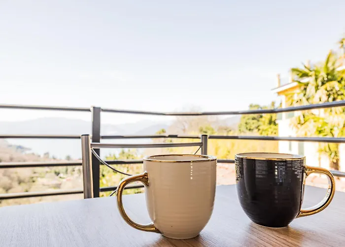 Lägenhet Il Sorriso Del Castelveccana