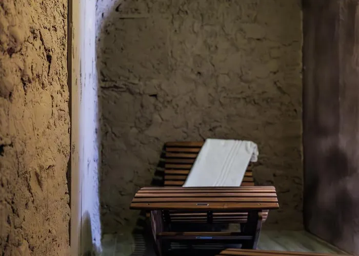 Il Sorriso Del Castelveccana